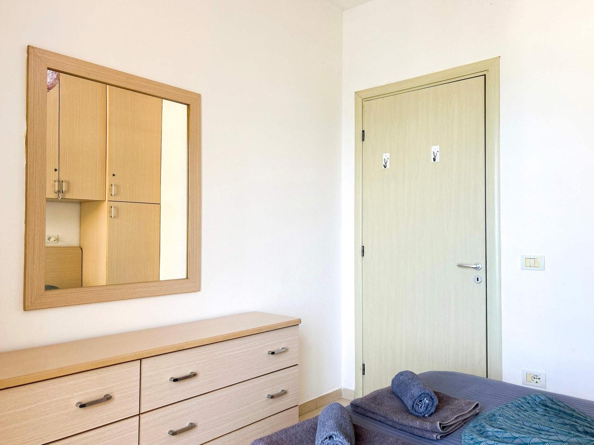 Lemon Haze 587 Apartment